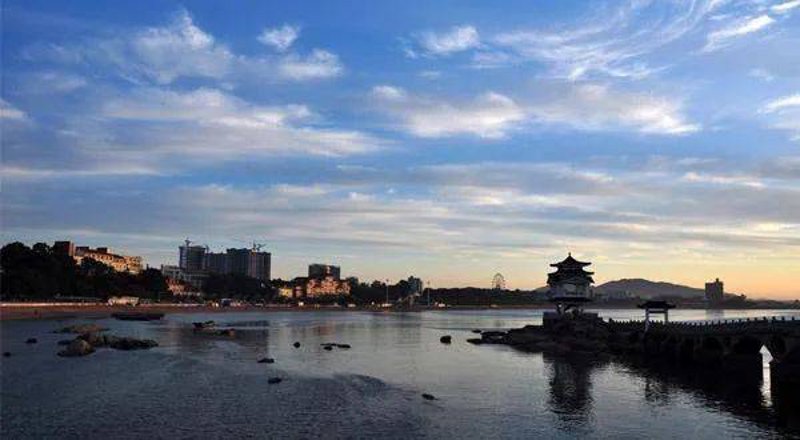 秦皇岛网站建设，如何选择最适合你的方案？